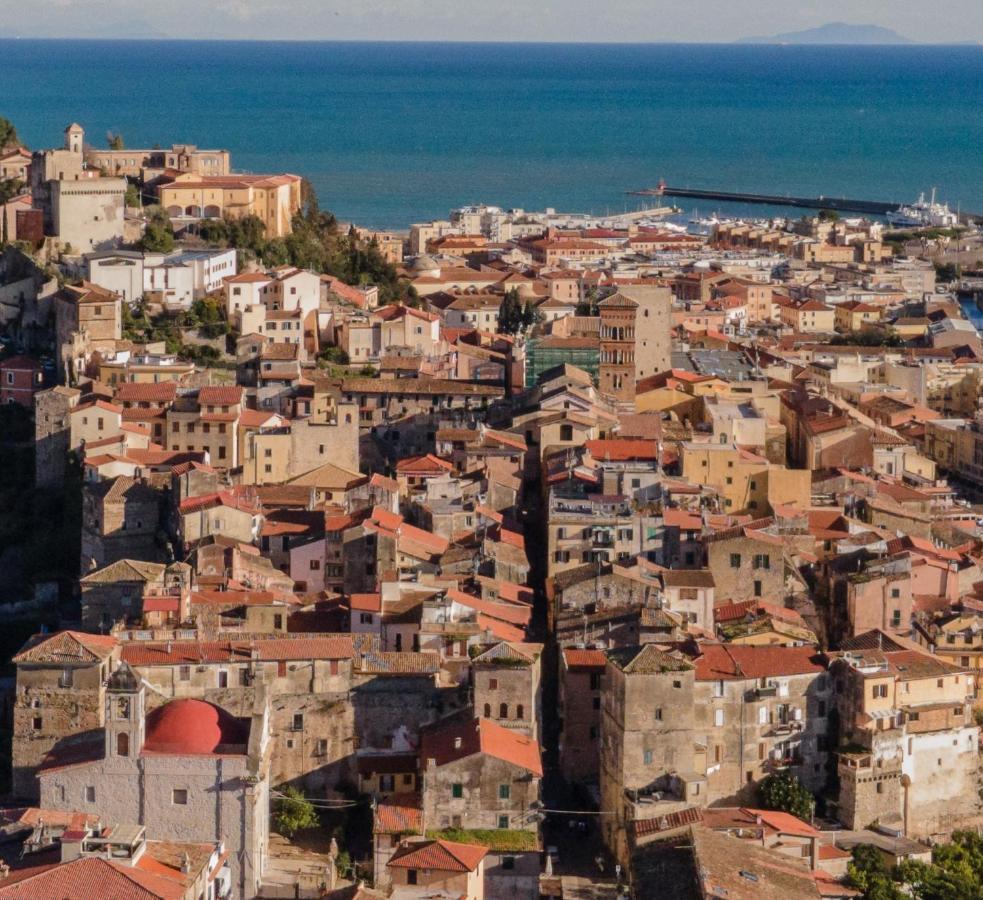 Torrione San Lorenzo I تيراتشينا المظهر الخارجي الصورة