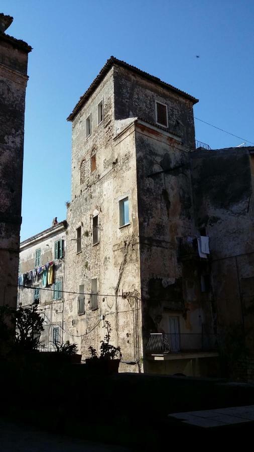 Torrione San Lorenzo I تيراتشينا المظهر الخارجي الصورة